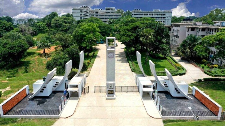 দুর্গাপূজার ৯ দিনের ছুটি শেষে কাল খুলছে কুমিল্লা বিশ্ববিদ্যালয়