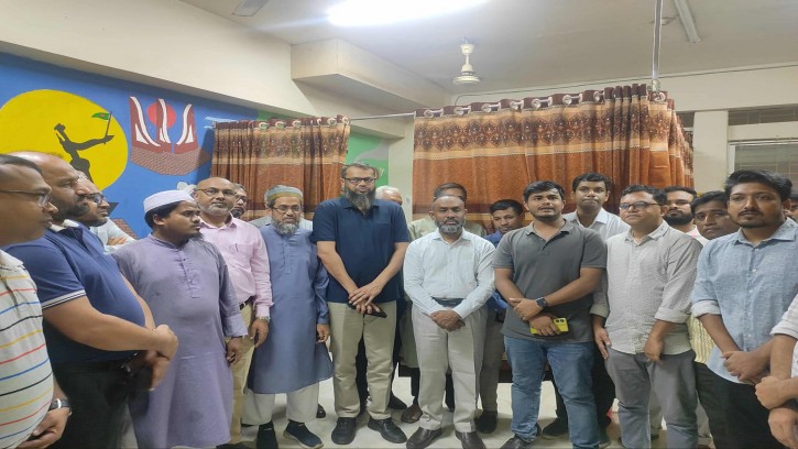 ছাত্রদলের উদ্যোগে পবিপ্রবির টিএসসিতে ‘পর্দা কর্ণার’-এর উদ্বোধন