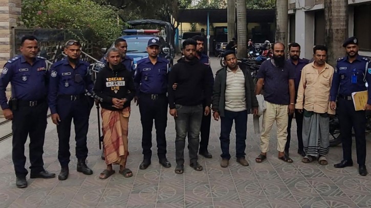 স্বামীকে সরাতে প্রেমিককে নিয়ে খুনের পরিকল্পনা সাজান স্ত্রী