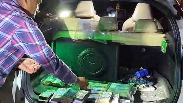 উদ্ধারকৃত ৩৭ লাখ টাকা দুর্নীতির মাধ্যমে উপার্জিত, প্রকৌশলীসহ আসামি ৩