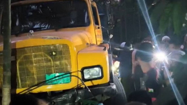 কুমিল্লায় অটোরিকশা-ট্রাক সংঘর্ষে নিহত ৩