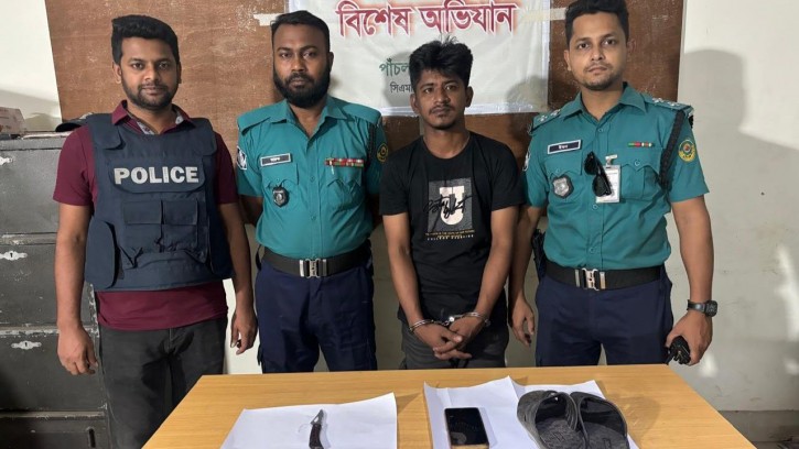 স্ত্রীর পরকীয়া প্রেমিককে গলা কেটে হত্যা, স্বামী গ্রেপ্তার