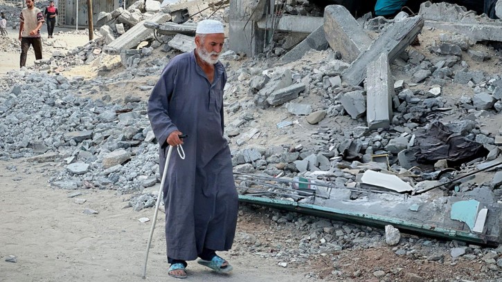 ধ্বংসস্তূপেও গাজাবাসীর ঈমানের ওপর অবিচল থাকার ৭ ঘটনা