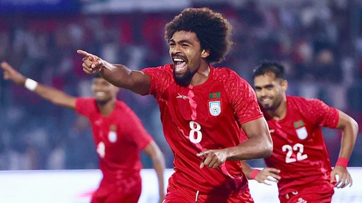 বাংলাদেশ-হংকং লড়াই আজ : টিভিতে দেখা যাবে না, অনলাইনে যেখানে দেখবেন