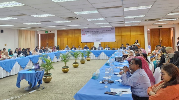 ব্যাংক ঋণ পেতে নারী উদ্যোক্তারা এখনও অবহেলিত